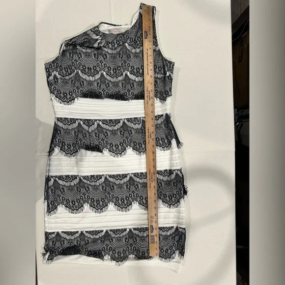 Dressbarn black and ivory lace dress size 14 - Picture 4 of 6